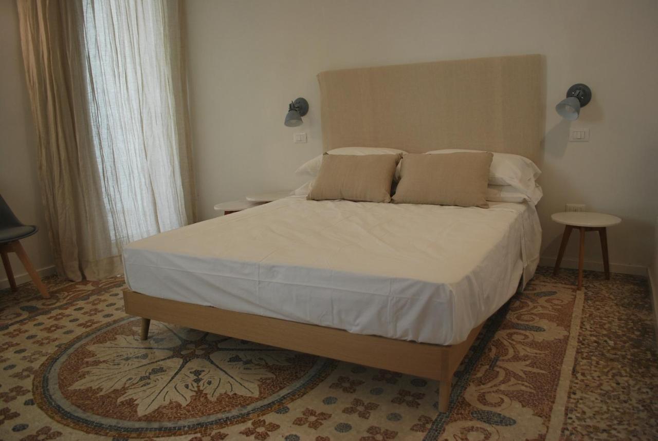 Palazzo Del Cavaliere Bed & Breakfast Gallipoli Exterior photo